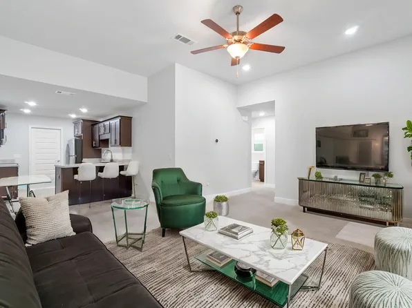 8079 Ira Dr, Pensacola, FL 32514