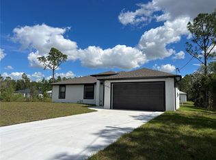 2102 Robert Ave, Alva, FL 33920