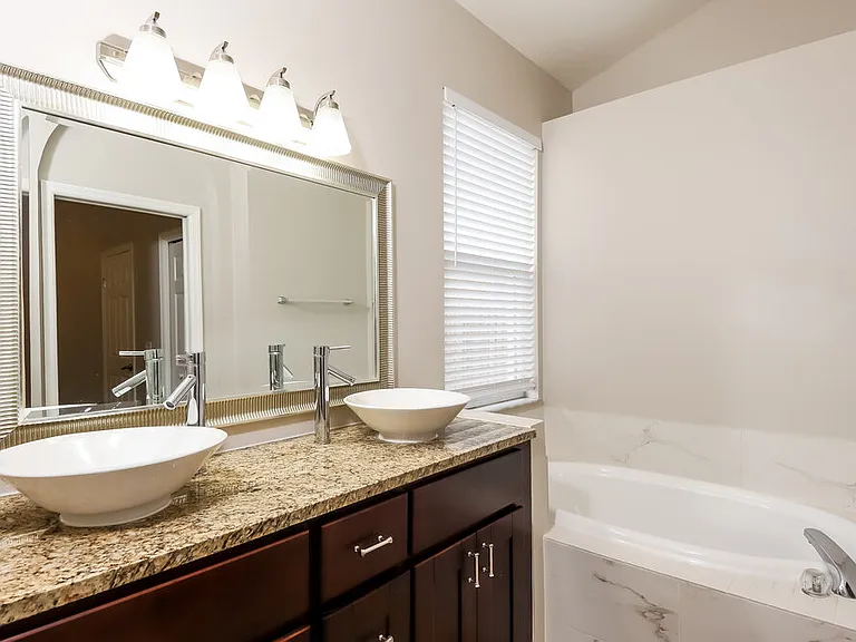 2014 Cattleman Dr — Photo 11