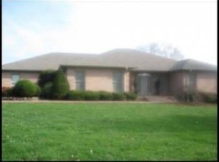 2214 Will Dr, Knoxville, TN 37938