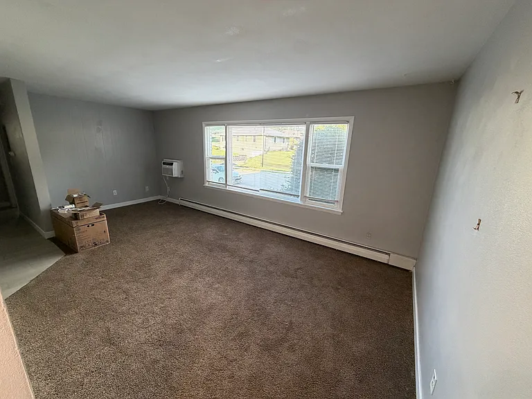 1730 Bristol Dr #4 — Photo 10