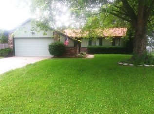 8134 Old Prairie Ct, Indianapolis, IN