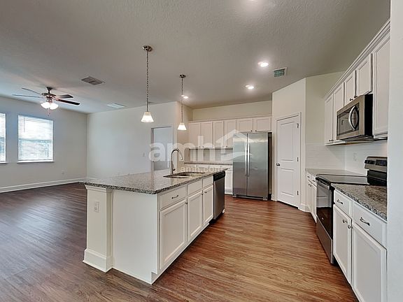 4th image of 6615 Hidden Rose Pl