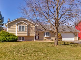 5354 NW 88th Ct, Johnston, IA 50131