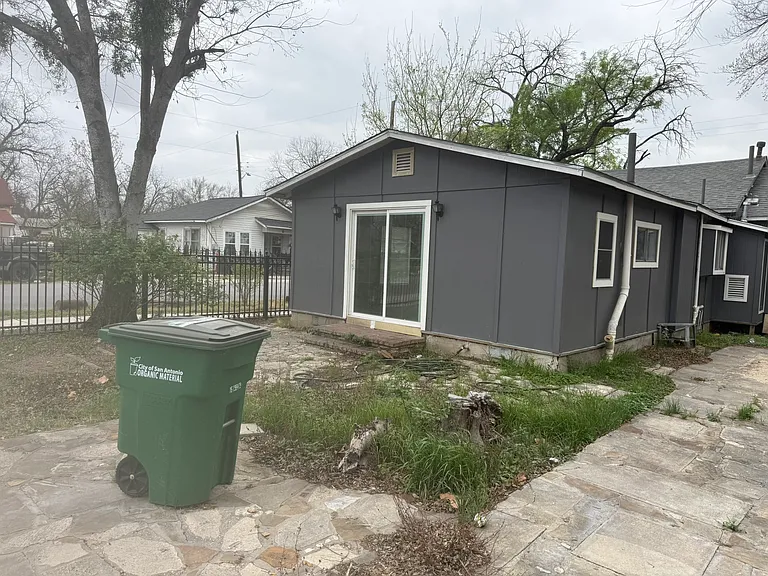 709 S Chupaderas St — Photo 6