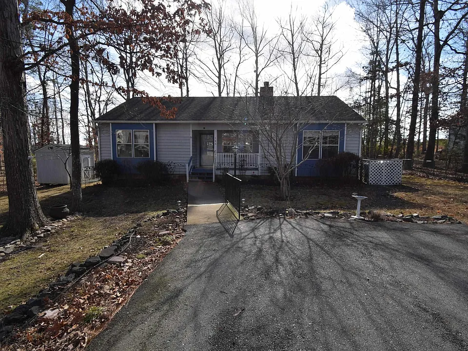 145 Jefferson Dr