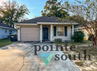 5853 Bilek Dr, Pensacola, FL 32526