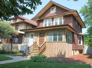 1122 Wenonah Ave, Oak Park, IL 60304