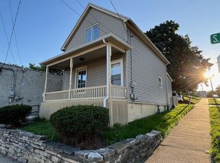 1130 S Memorial Dr, Racine, WI 53403