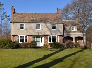 2866 Paxton Rd, Shaker Heights, OH 44120