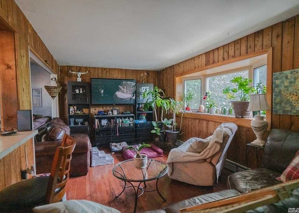 268 Avenue B, Ronkonkoma, NY 11779 Zillow