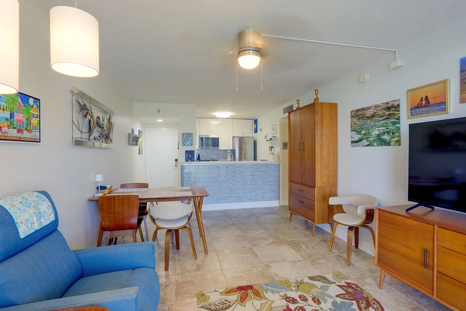 1 bed, 1.0 bath, 516 sqft, $4,103 — Photo 2