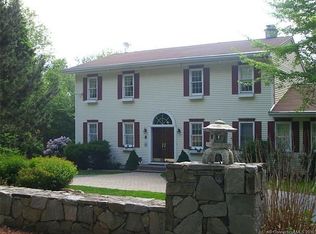 9 Lombard Dr #1, Prospect, CT 06712