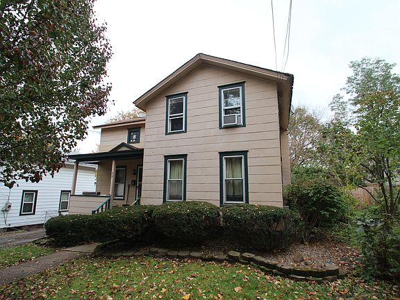 3rd image of 35 Gordon St