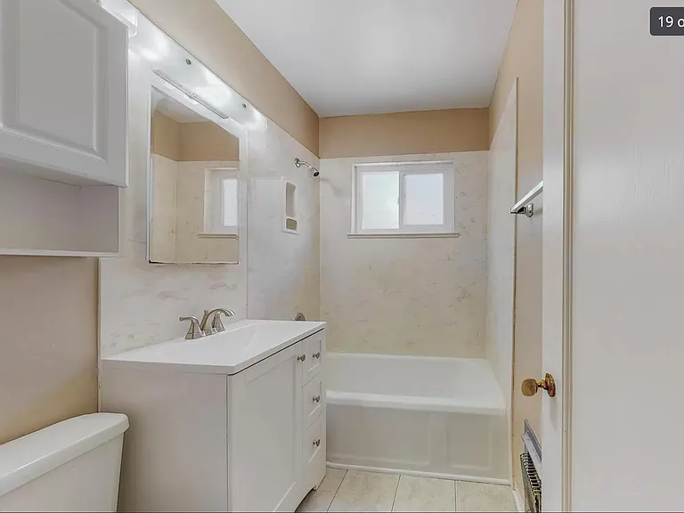 412 Cardenas Dr NE — Photo 13