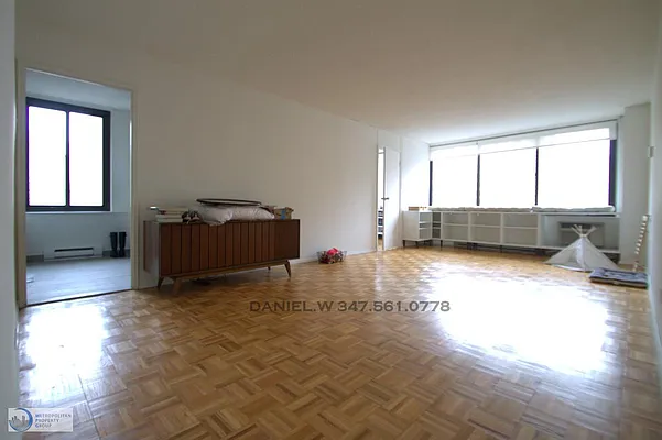 Rented by Metropolitan Property Group | media 11