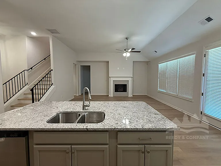340 Chesnut Ridge Cv — Photo 7