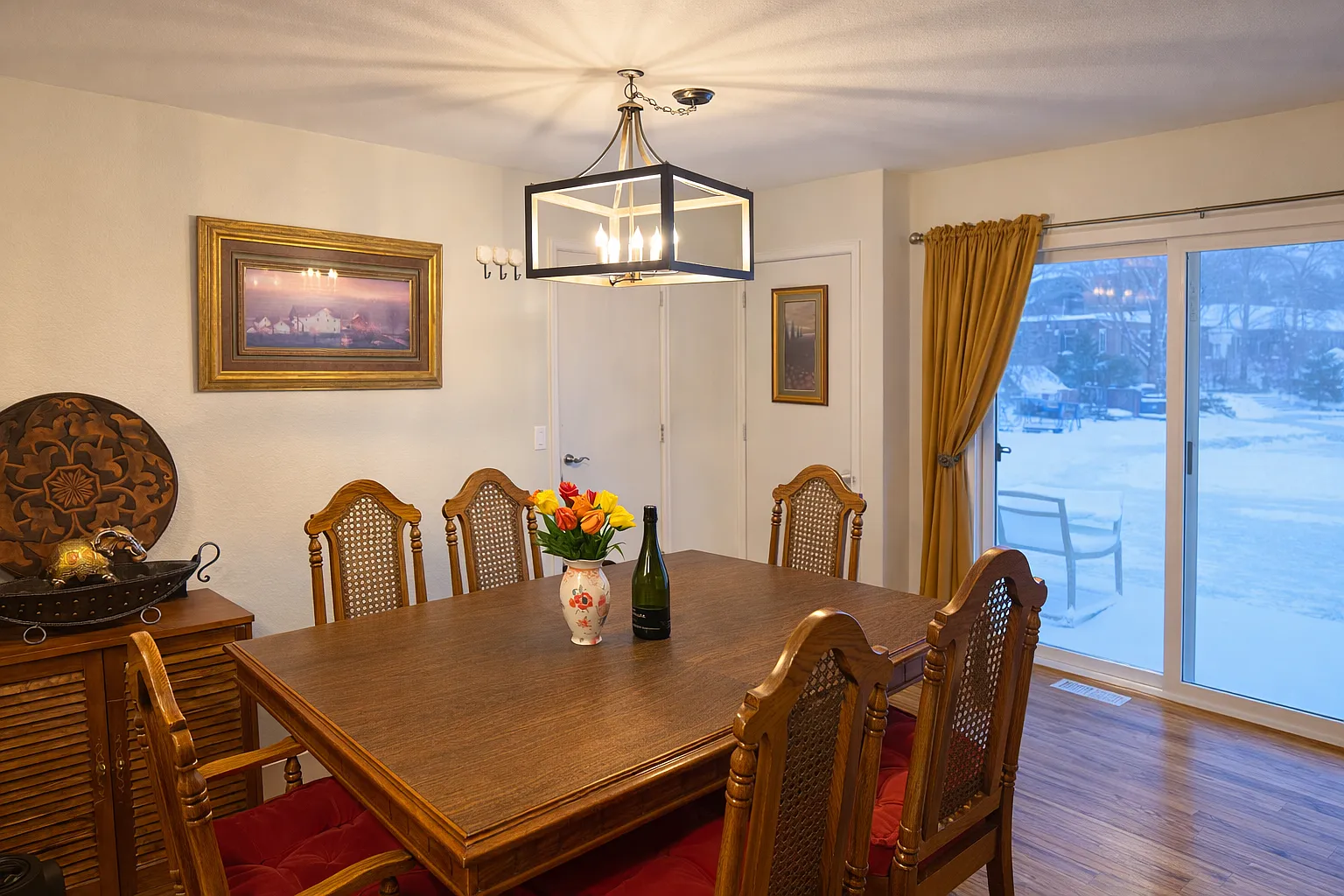 3 bed, 1999 sqft, $2,900 — Photo 3