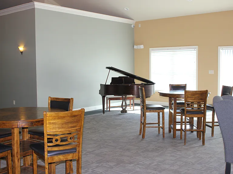 Mill Hollow Apartments — Photo 24