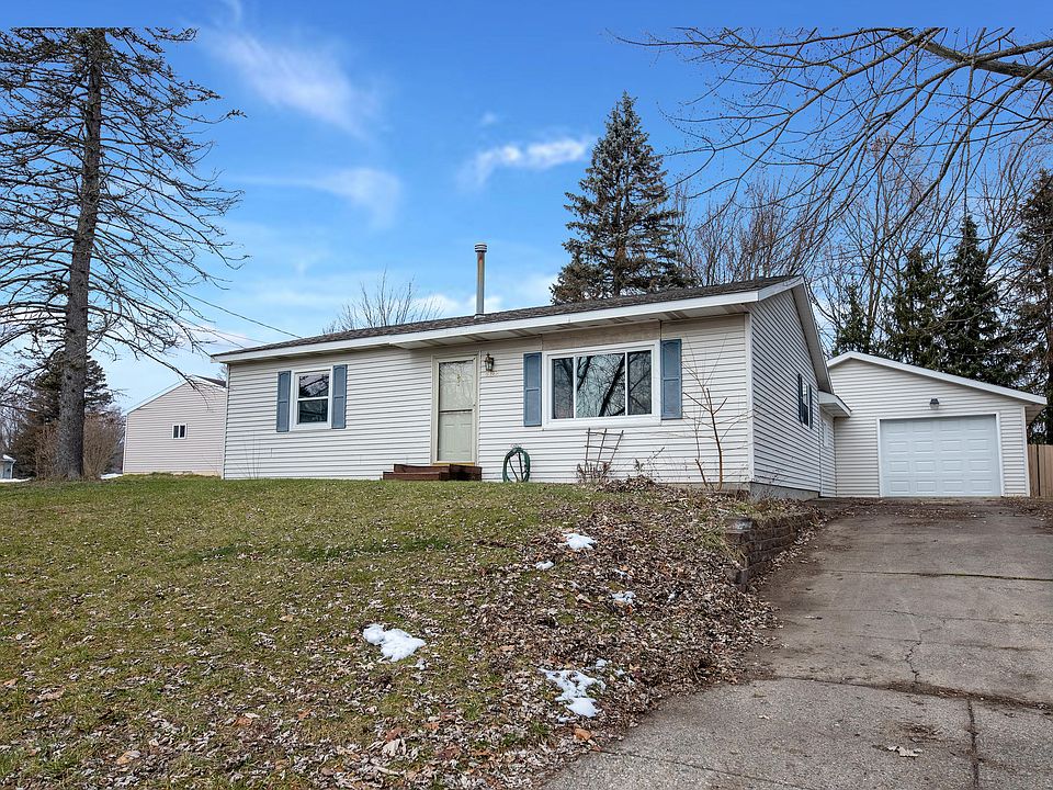 1st image of 4322 Stratford Dr