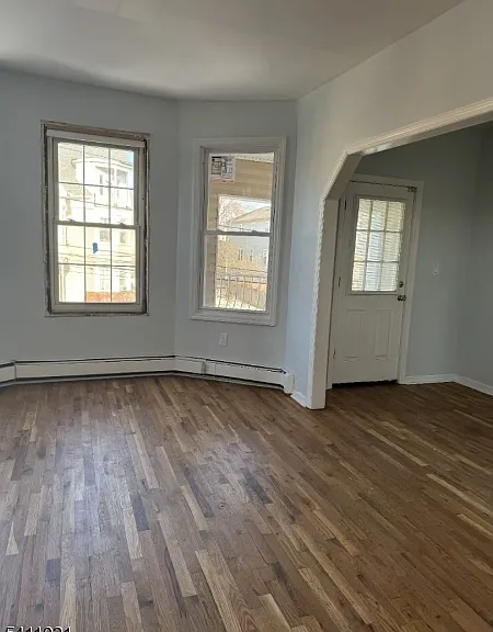 590 Hawthorne Ave #1 — Photo 5