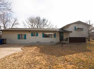 2202 S Bedford St, Wichita, KS 67207