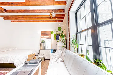 Rented by Nolita Group