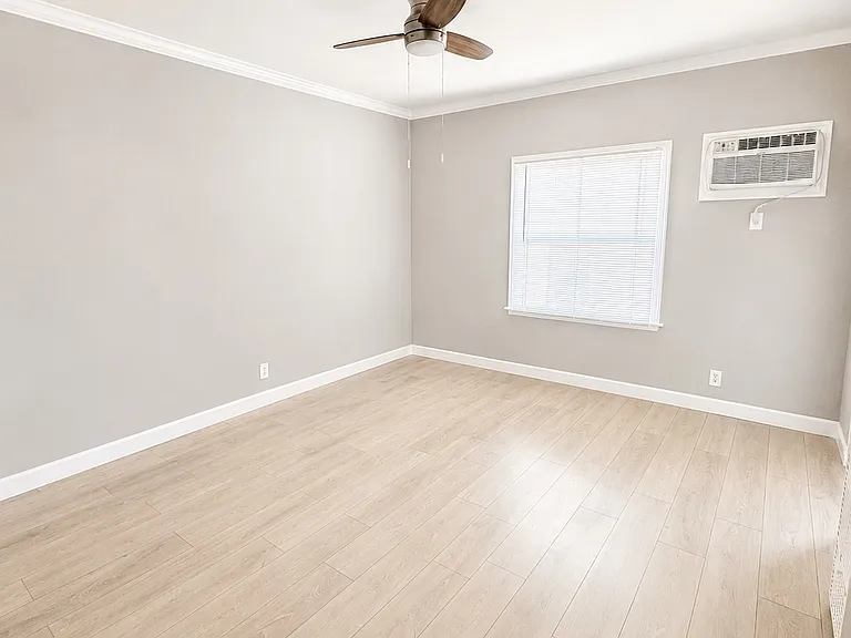 1414 N Hobart Blvd #13 — Photo 1