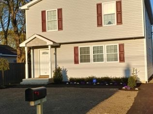 225 Washington Ave, Amityville, NY 11701