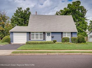 93 Boulevard W, Old Bridge, NJ 08857