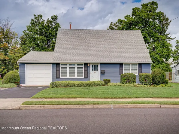 93 Boulevard W, Old Bridge, NJ 08857