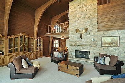 5th image of 222 Oakwood Dr