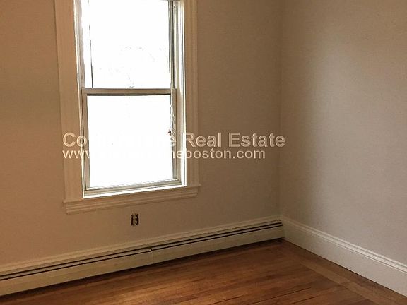 1293 Cambridge St. #2R Cambridge (Inman Square) Shared Uni