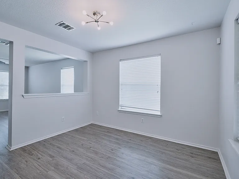 9316 Rowlands Sayle Rd — Photo 9