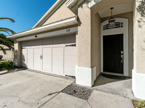 212 BROOKCHASE Lane W, Jacksonville, FL 32225