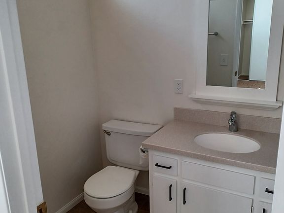 4th image of 2132 E Florida St APT 7