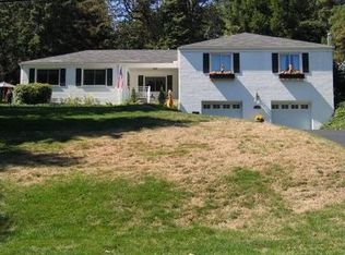 127 Brookside Blvd, Pittsburgh, PA 15241