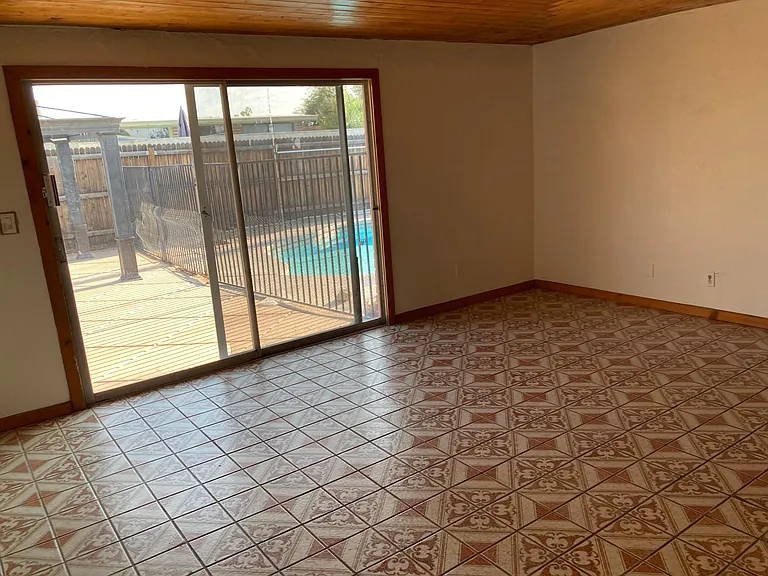 2001 W La Osa Dr — Photo 9
