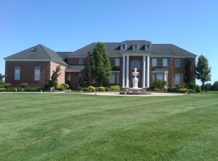 9 Nicola Ct, Cranbury, NJ 08512