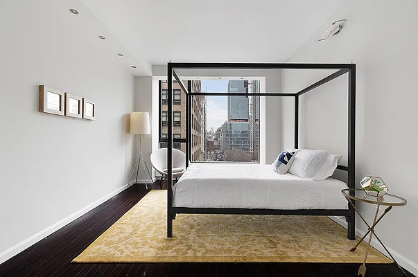 Sold by Compass | media 6