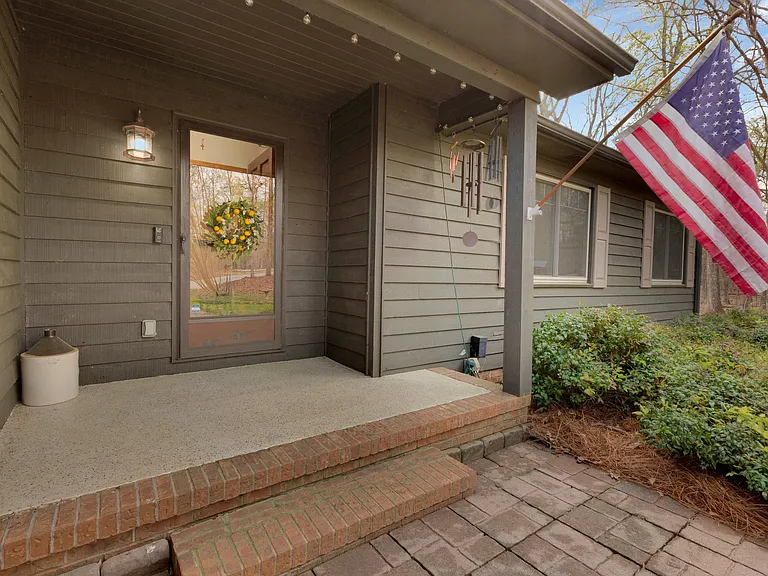 4841 Jordan Rd — Photo 2