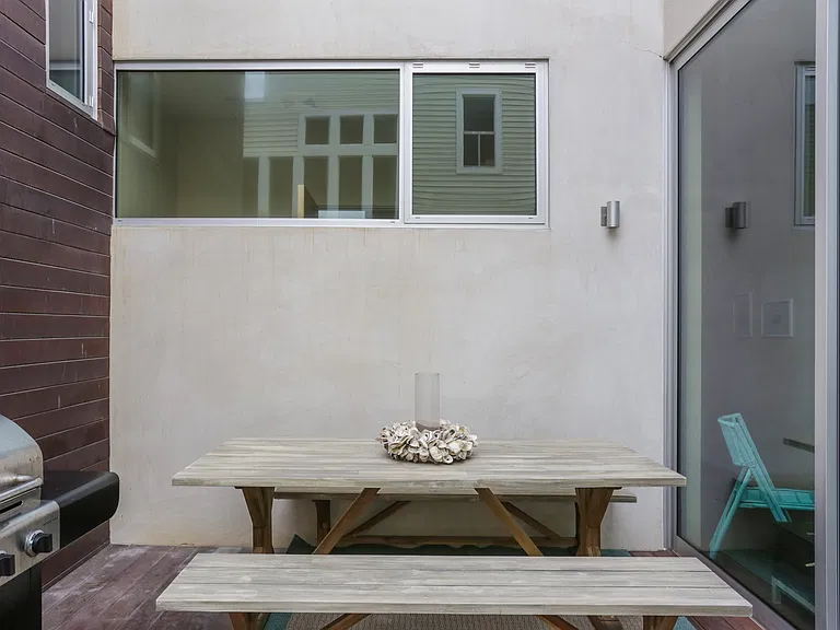 1013 Mandalay Beach Rd — Photo 21