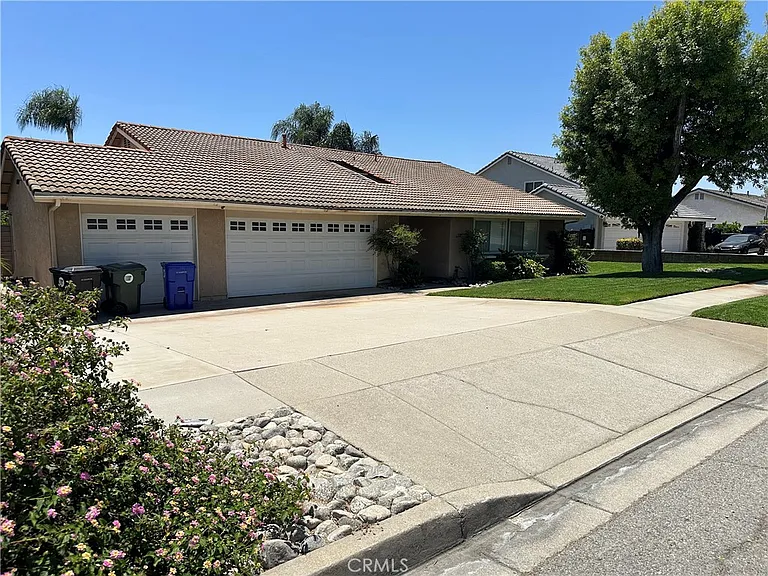 8549 Orange St — Photo 1