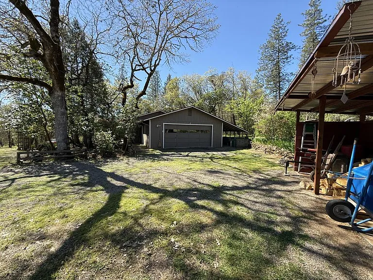 9042 Monument Dr — Photo 24