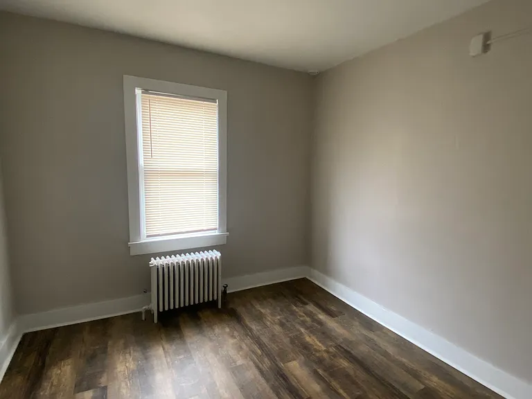147 E Bridge St #2 — Photo 11