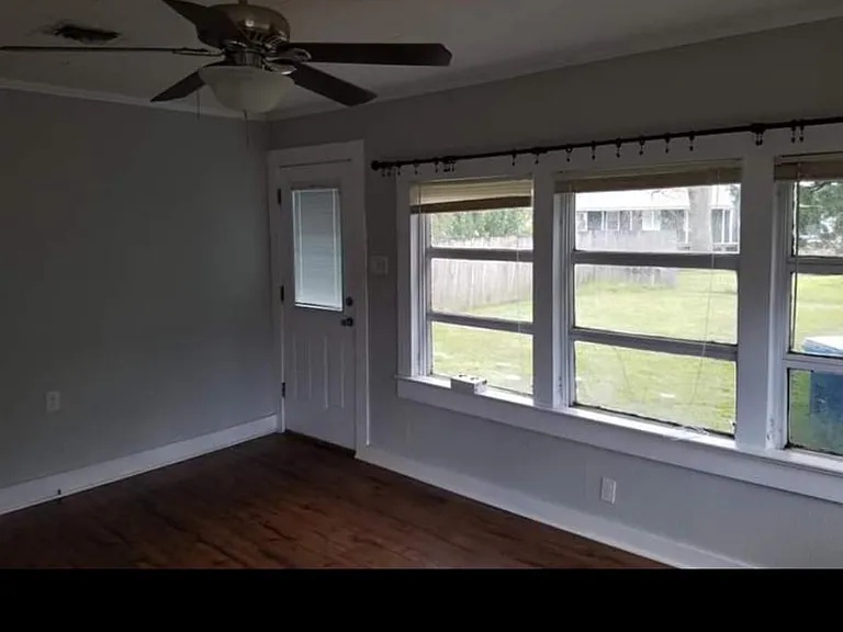 222 Blanchard St — Photo 4
