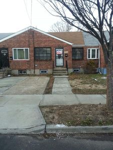 17407 109th Ave, Jamaica, NY, 11433