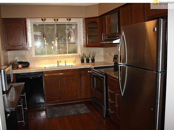 Kitchen with plenty of cabinets