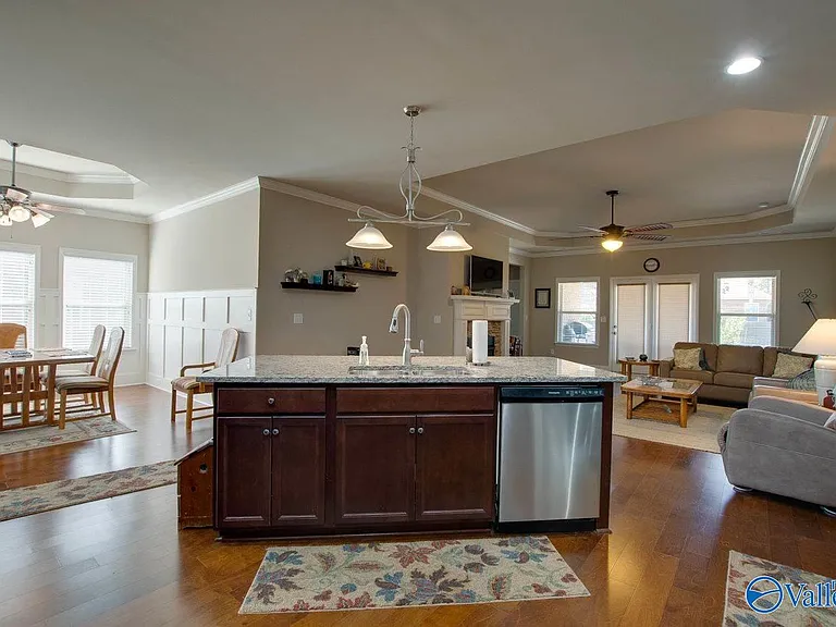 7206 Lathan Dr SE — Photo 14