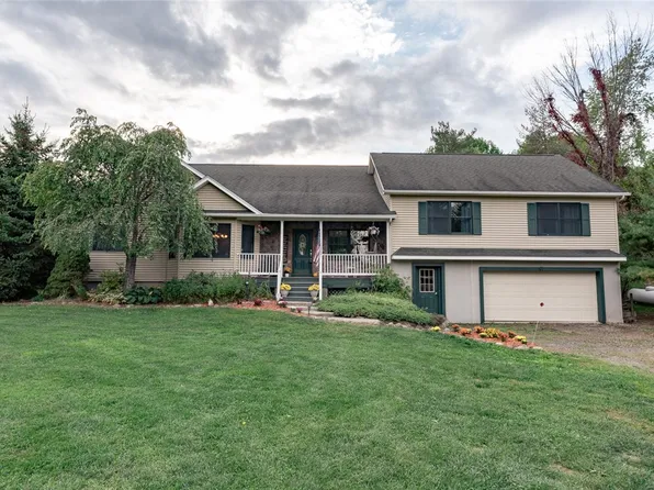 3393 Maple Ave, Walworth, NY 14568